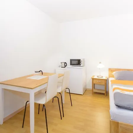 Private Rooms Next To Subway Neurenberg Kamer foto