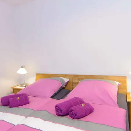 Private Rooms Next To Subway Neurenberg Kamer foto