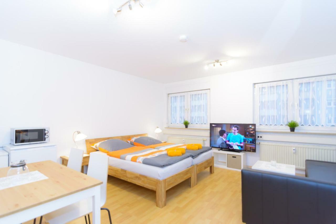 Private Next To Subway Homestay Nuremberg