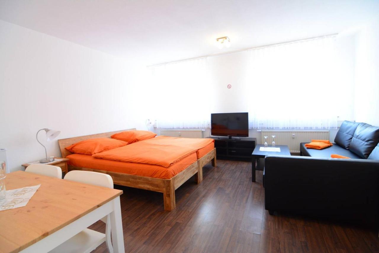 Private Next To Subway Homestay Nuremberg